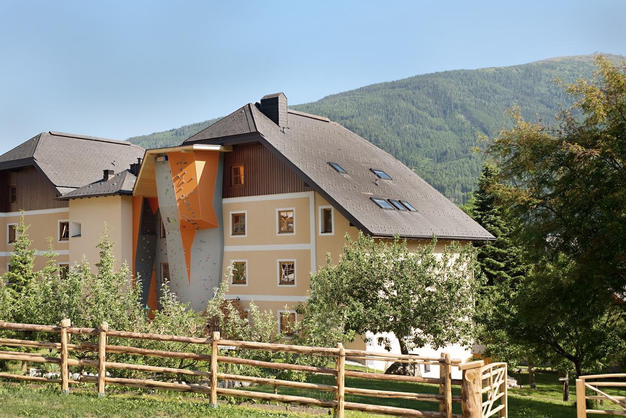 Hapimag Ferienwohnungen St Michael Sankt Michael im Lungau Esterno foto